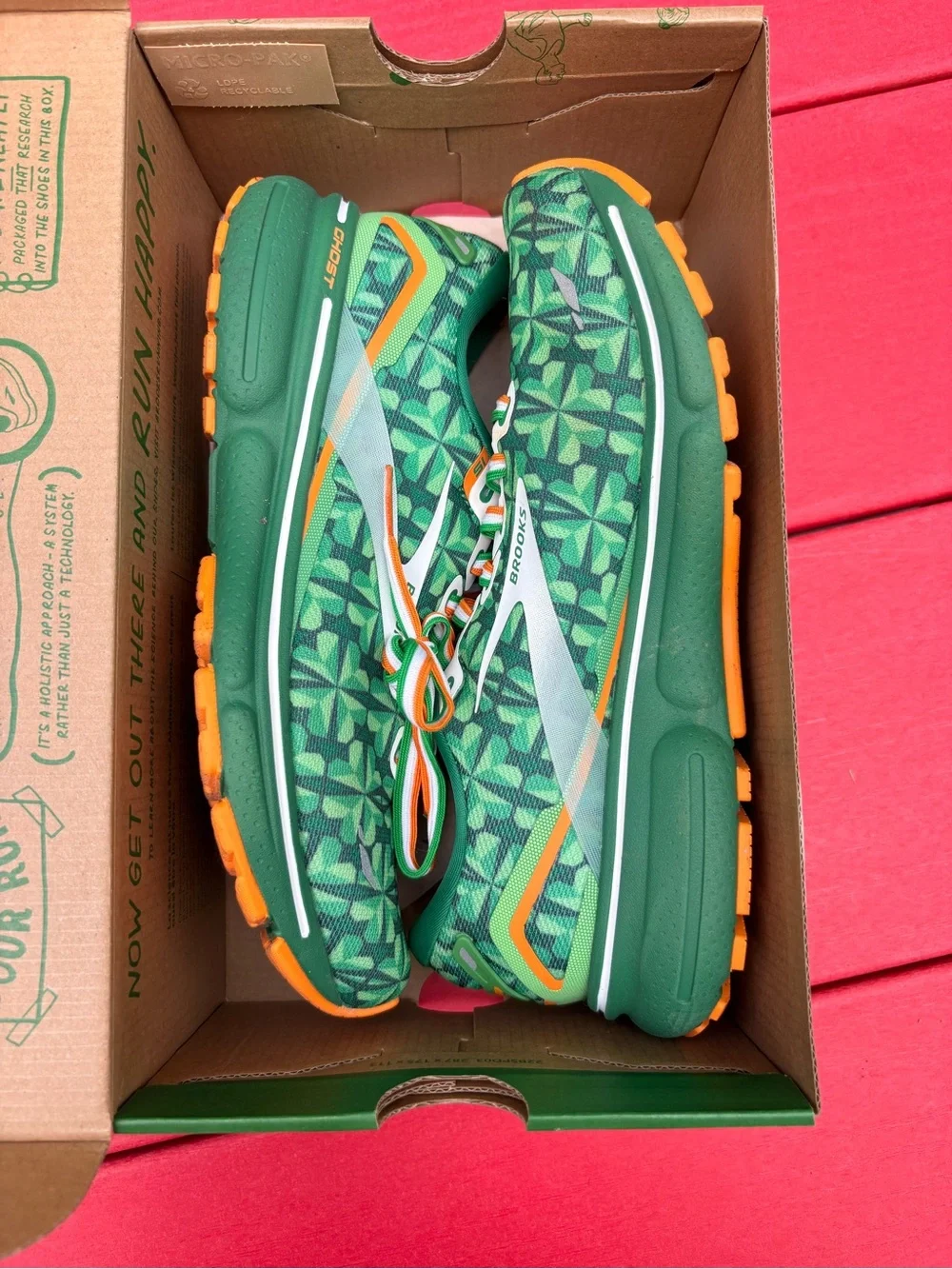 Brooks Ghost 15 St Patrick’s Day/Irish Women’s Running Sneakers